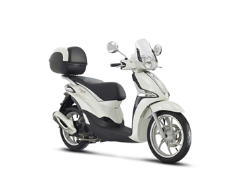 -Kit baul 32l + parabrisas medio Piaggio Liberty