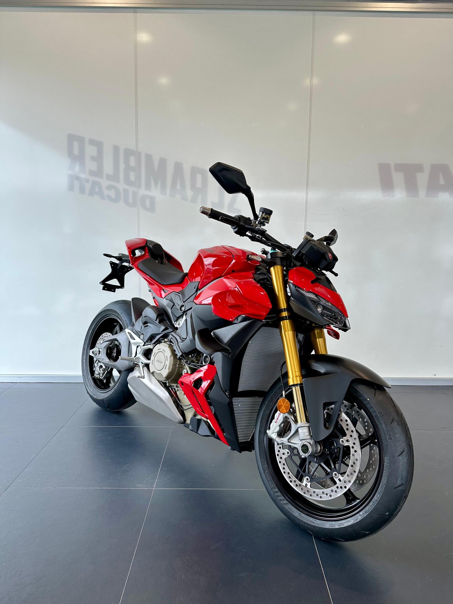 DUCATI STREETFIGHTER V4 S 2025