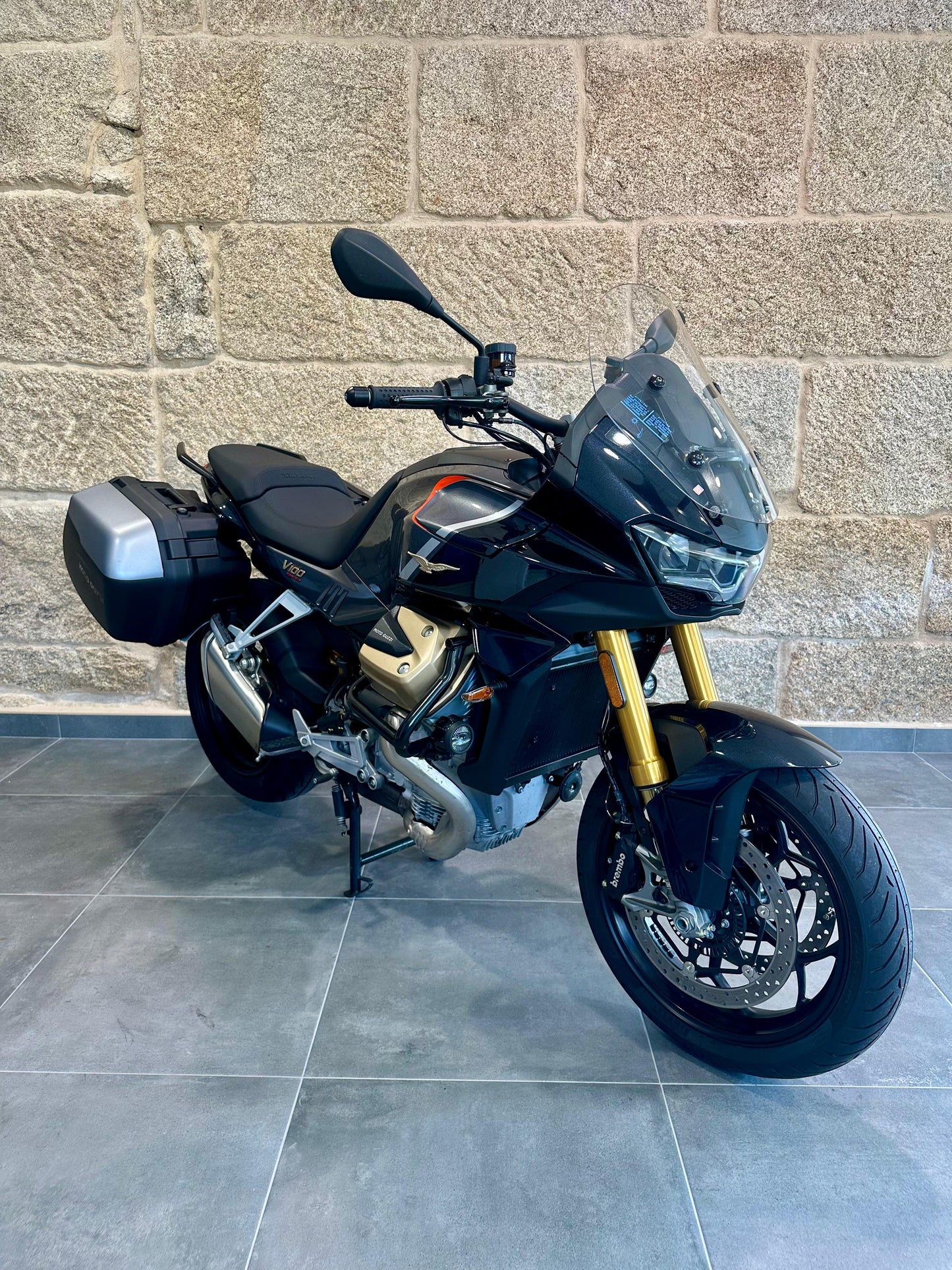 MOTO GUZZI V 100 MANDELLO S
