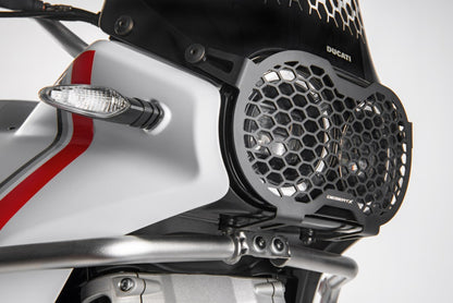 Rejilla protectora faro delantero