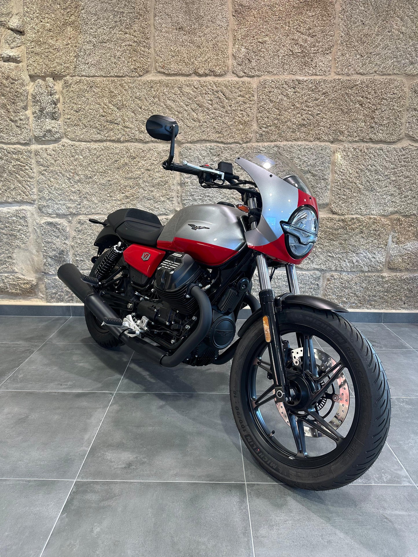 MOTO GUZZI V7 STONE CORSA