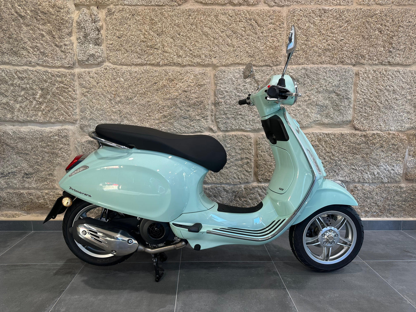 VESPA PRIMAVERA 125