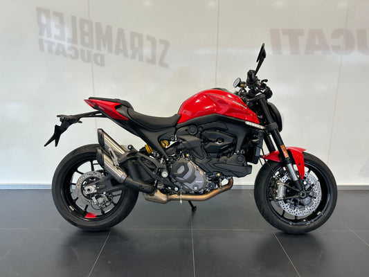 DUCATI MONSTER RED