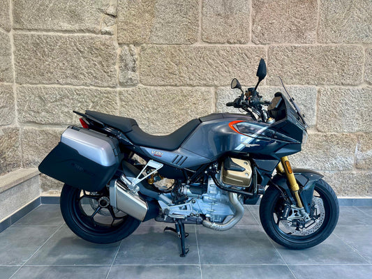 MOTO GUZZI V 100 MANDELLO S