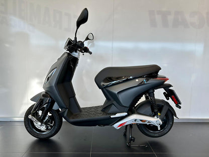 PIAGGIO 1 ACTIVE